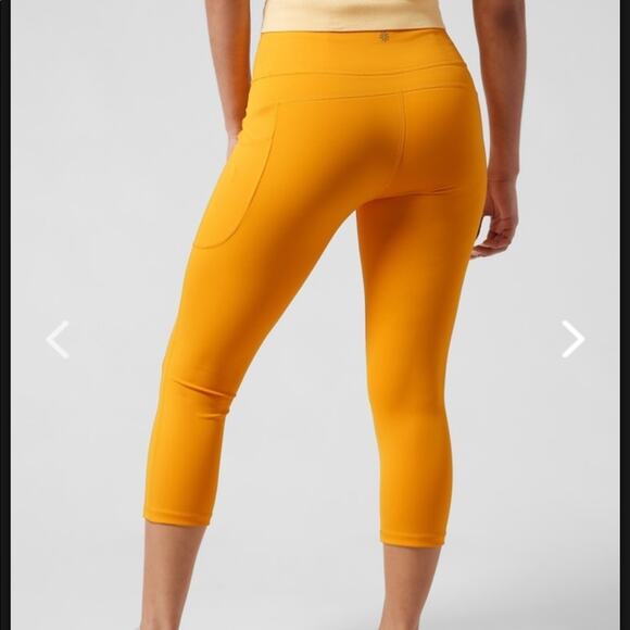 NWT Athleta Ultimate Stash Pocket II Capri Size XS - Picture 4 of 11